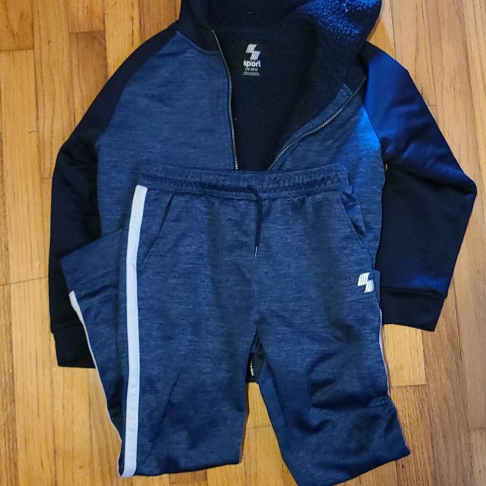 Children's Place Trac pants and jacket size 10-12